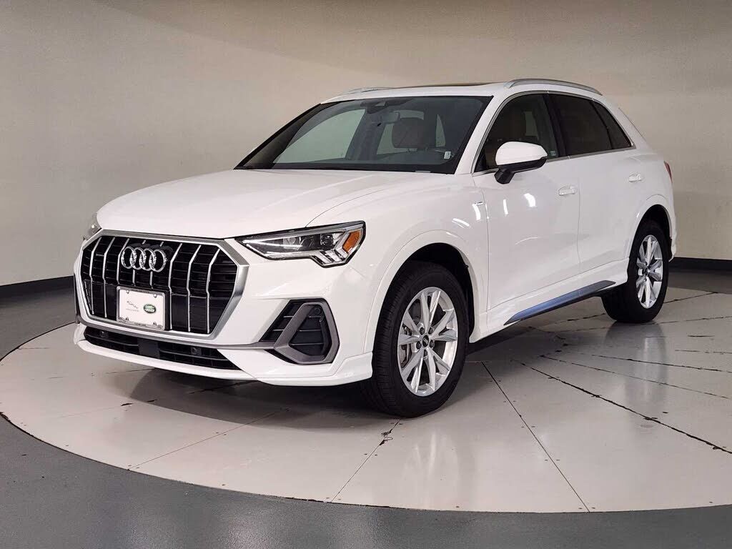 2024 AUDI Q3