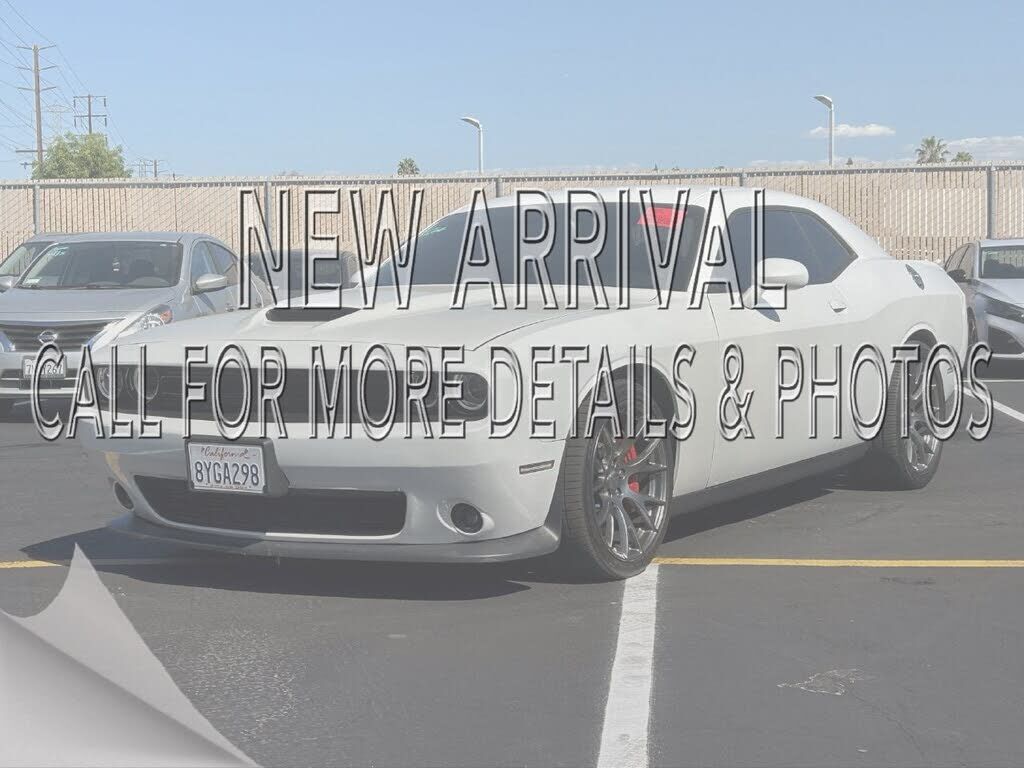 2015 DODGE Challenger