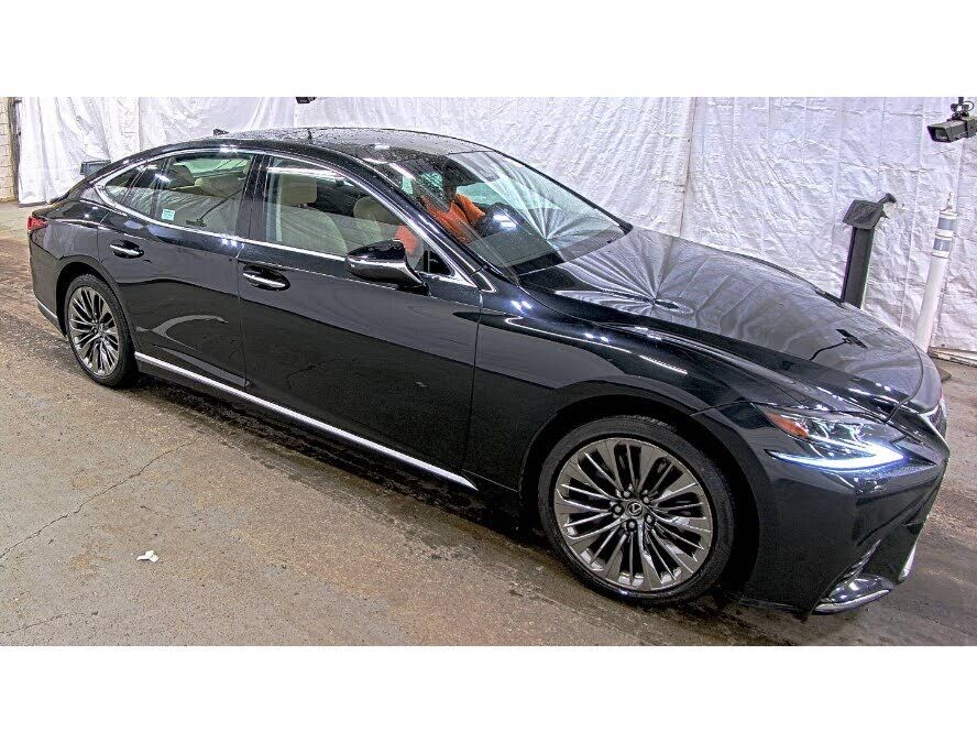 2018 LEXUS LS