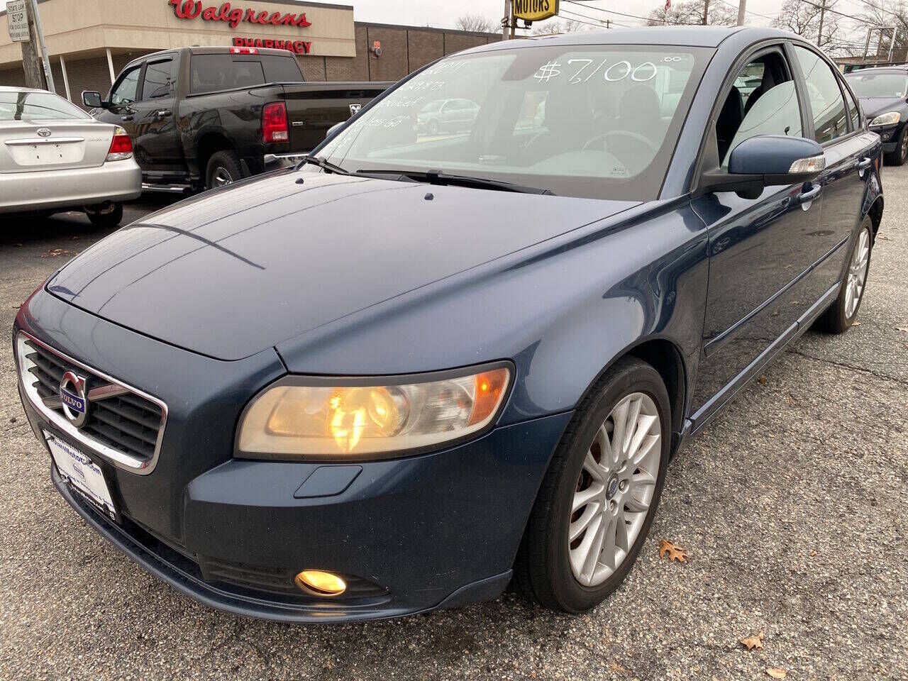 2011 VOLVO S40