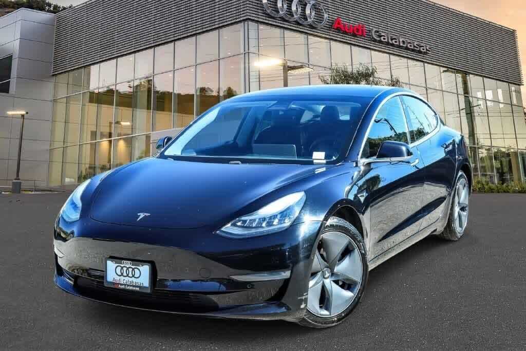 2020 TESLA Model 3