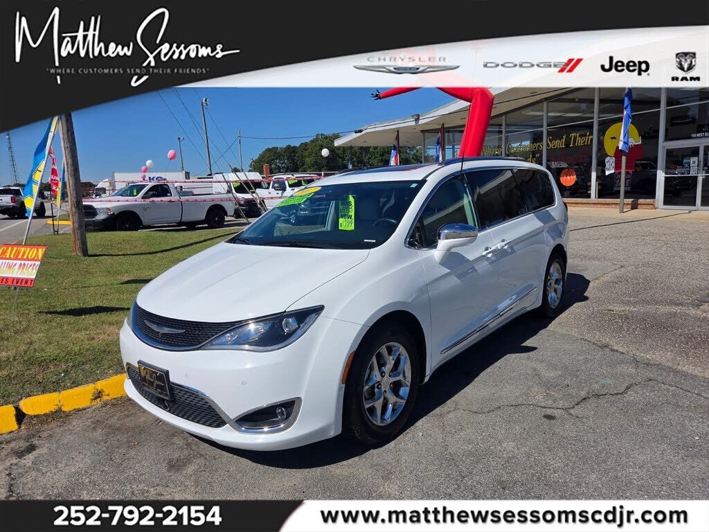 2017 CHRYSLER Pacifica