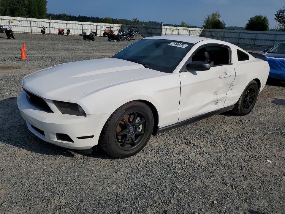 2011 FORD Mustang