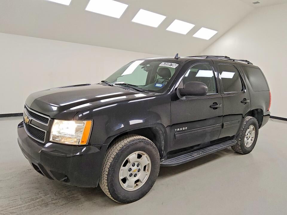 2011 CHEVROLET Tahoe