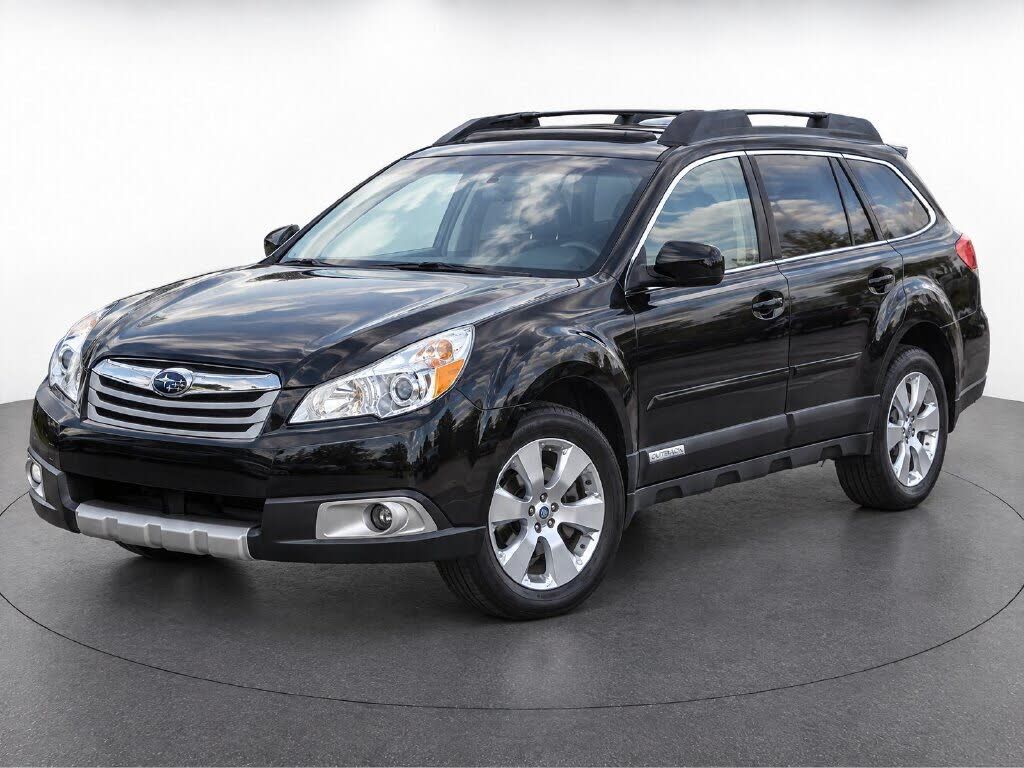 2012 SUBARU Outback