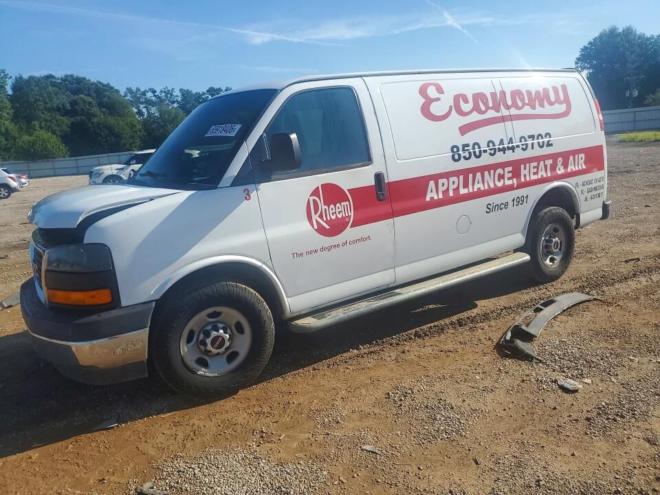 2017 GMC Savana