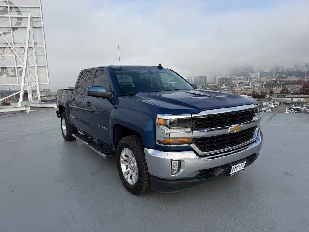 2017 CHEVROLET Silverado
