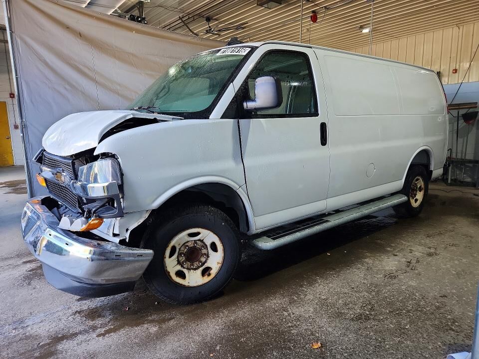 2025 CHEVROLET Express