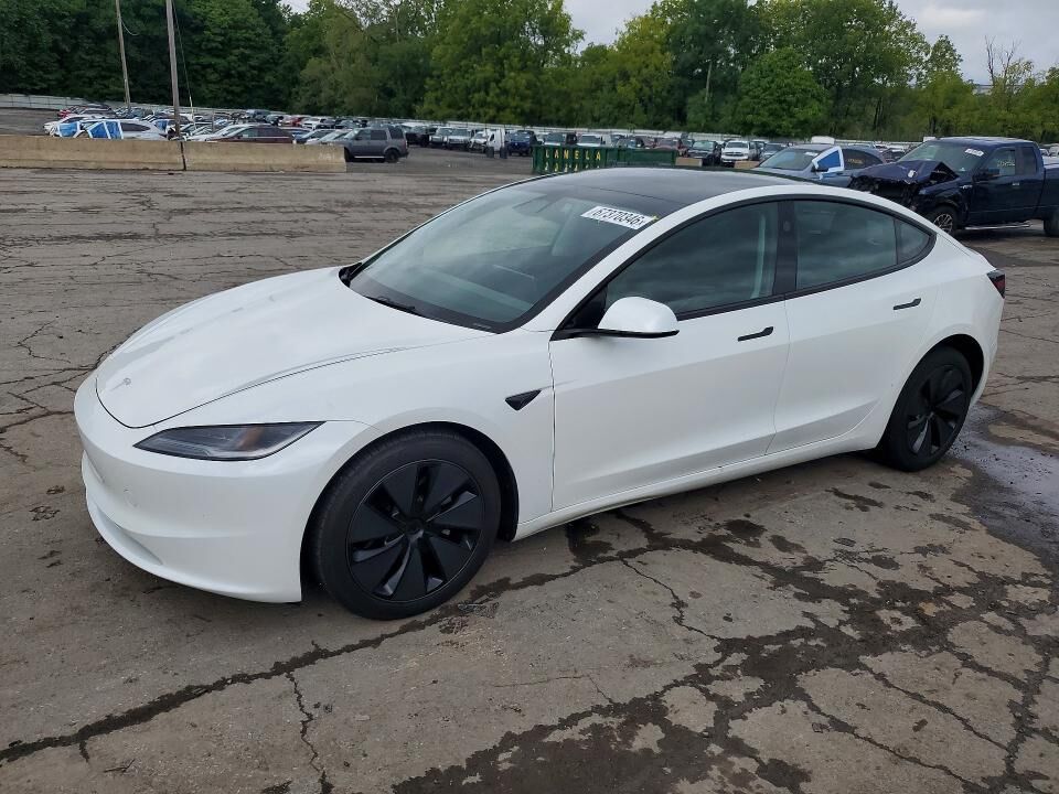 2025 TESLA Model 3