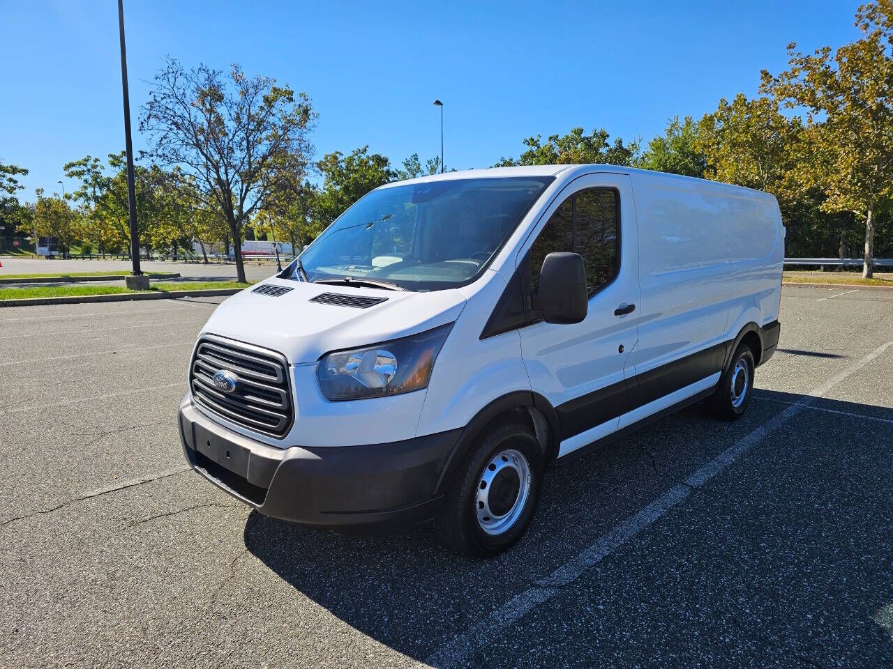 2019 FORD Transit