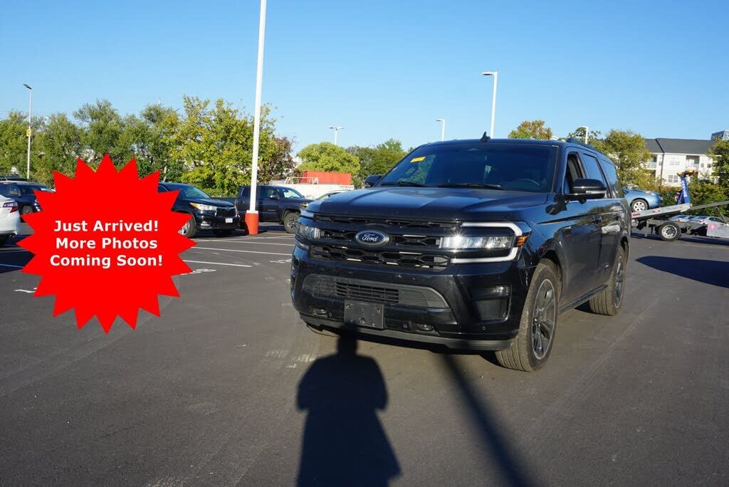 2022 FORD Expedition