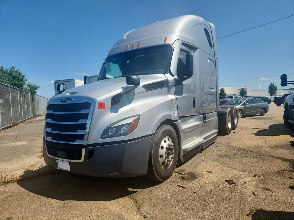 2022 FREIGHTLINER Cascadia