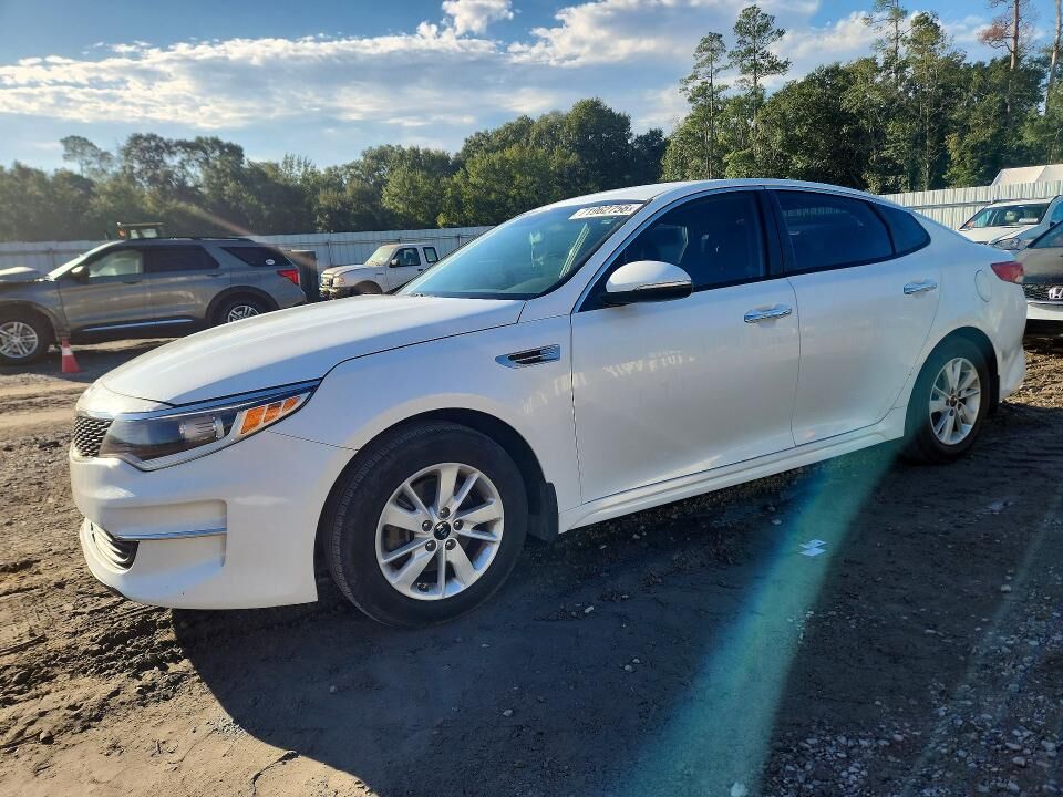 2017 KIA Optima