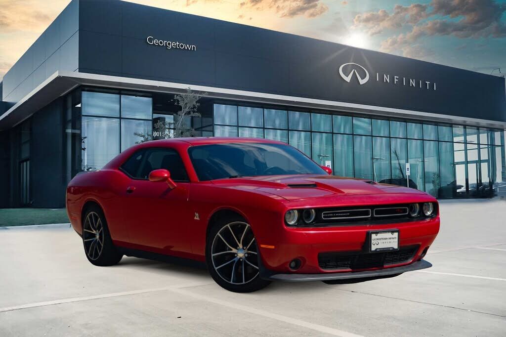 2016 DODGE Challenger