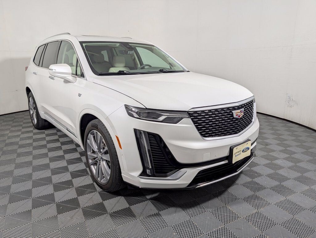 2023 CADILLAC XT6