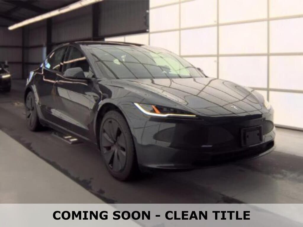 2025 TESLA Model 3
