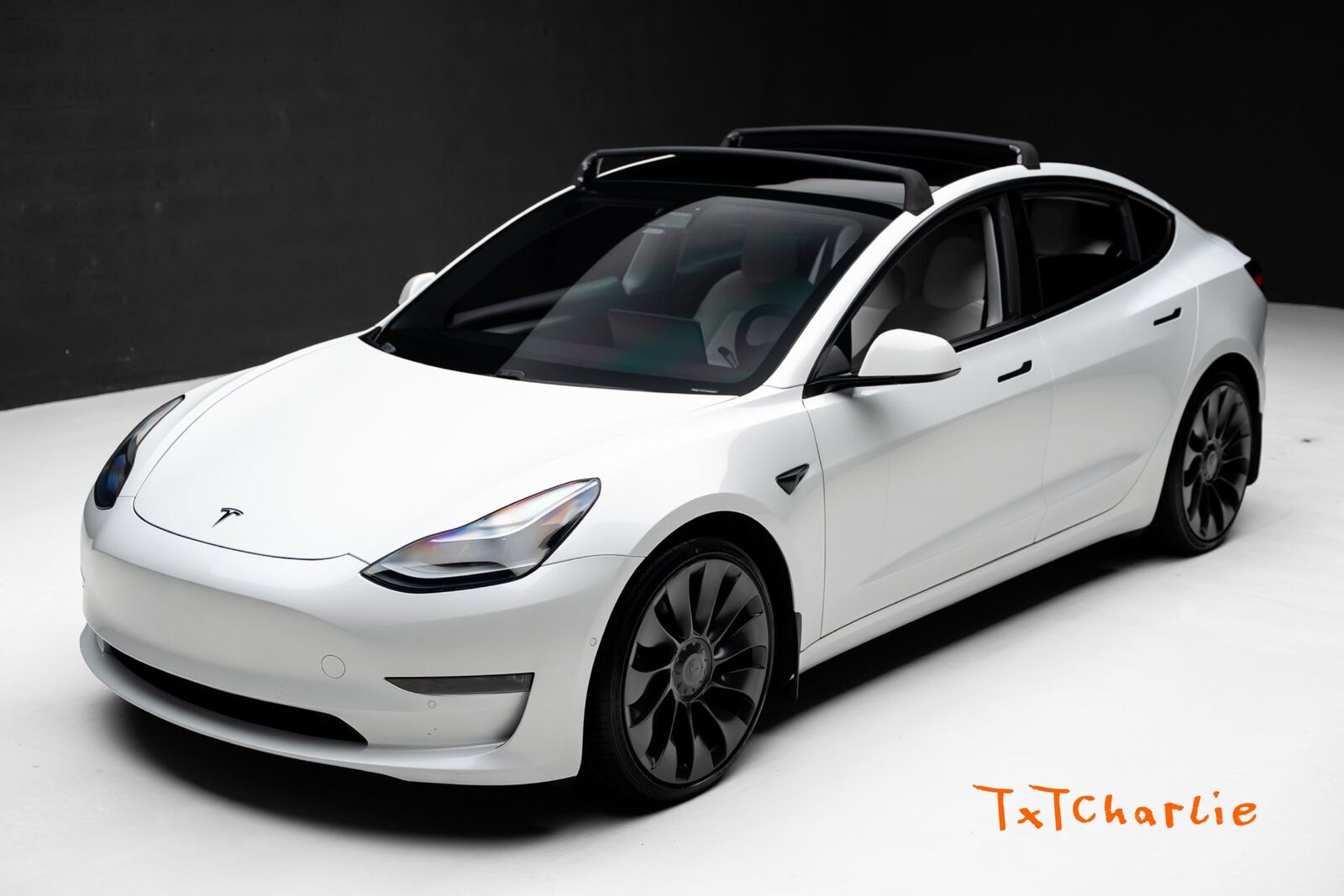 2021 TESLA Model 3