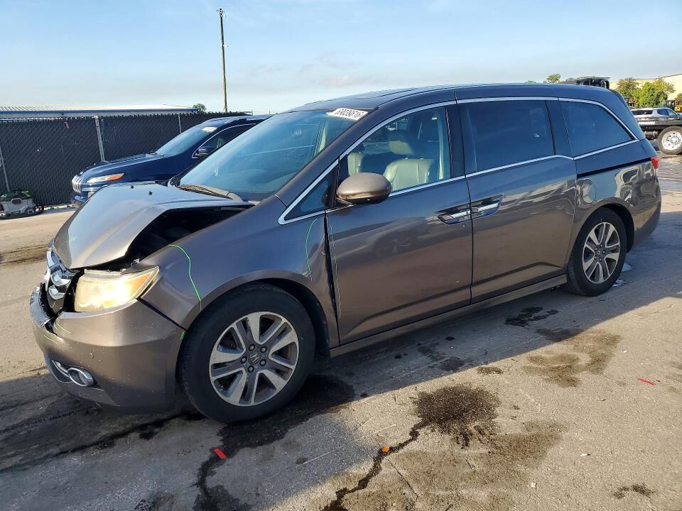 2014 HONDA Odyssey