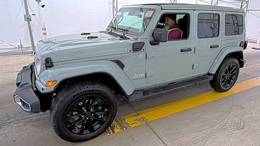 2024 JEEP Wrangler