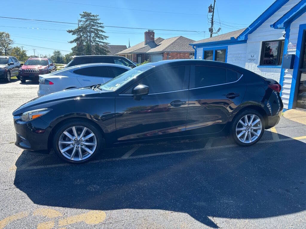 2017 MAZDA Mazda3