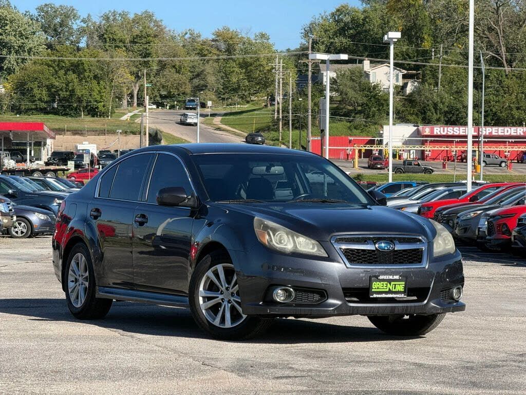 2013 SUBARU Legacy