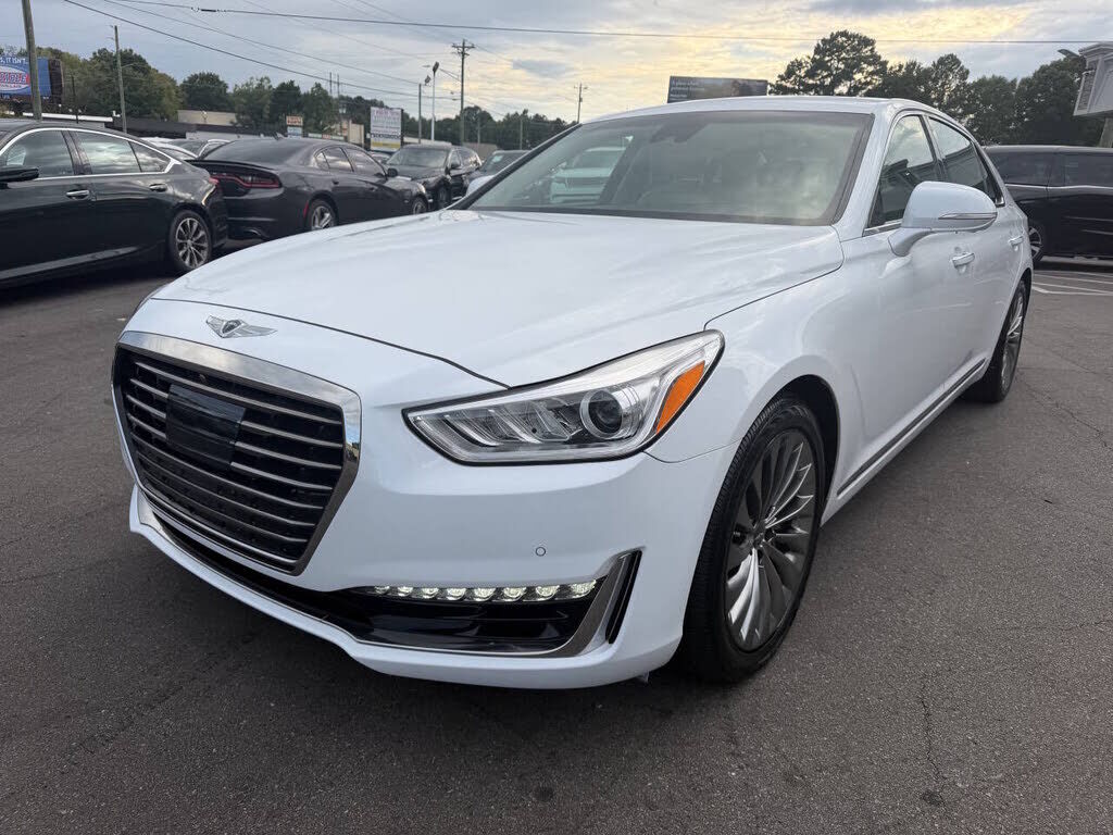 2017 GENESIS G90