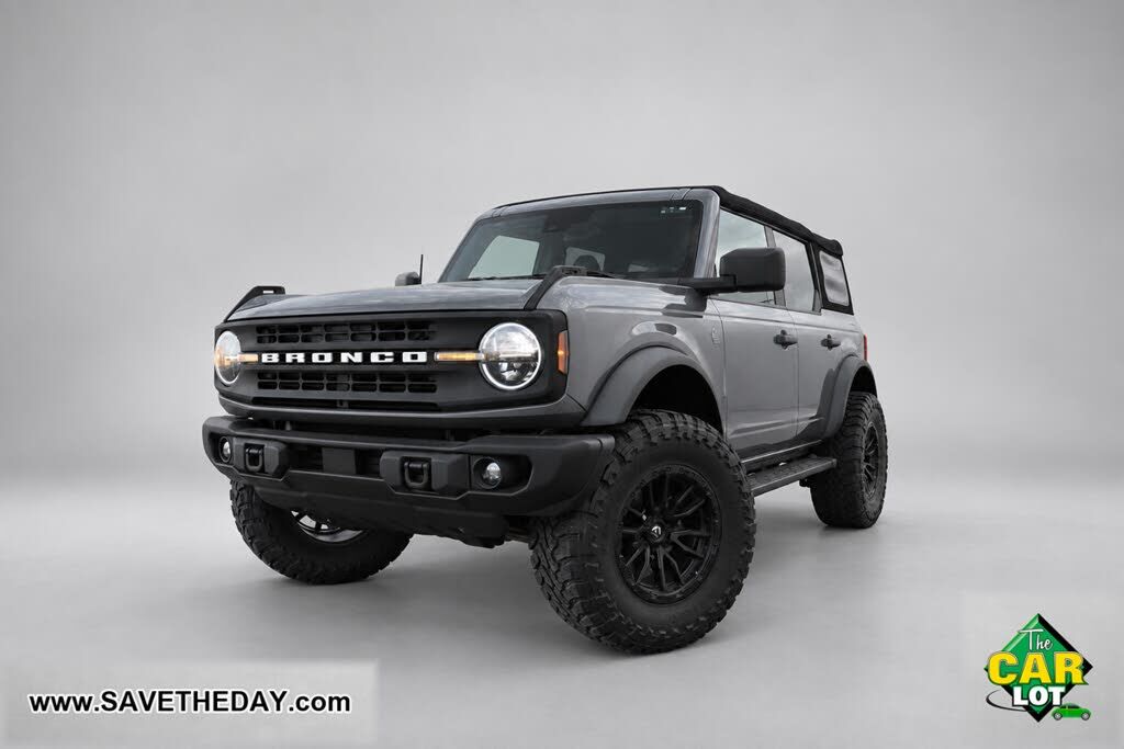 2022 FORD Bronco