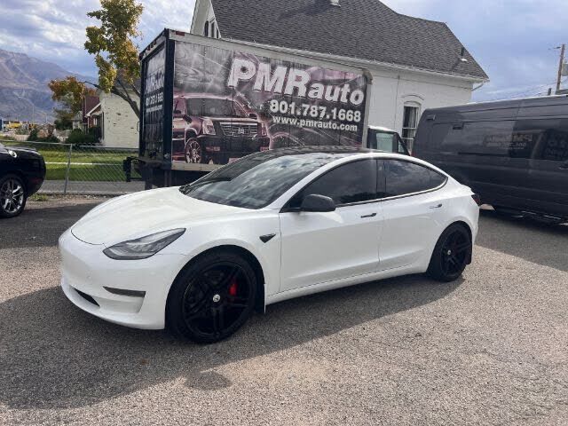 2019 TESLA Model 3