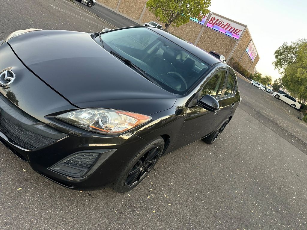 2010 MAZDA Mazda3