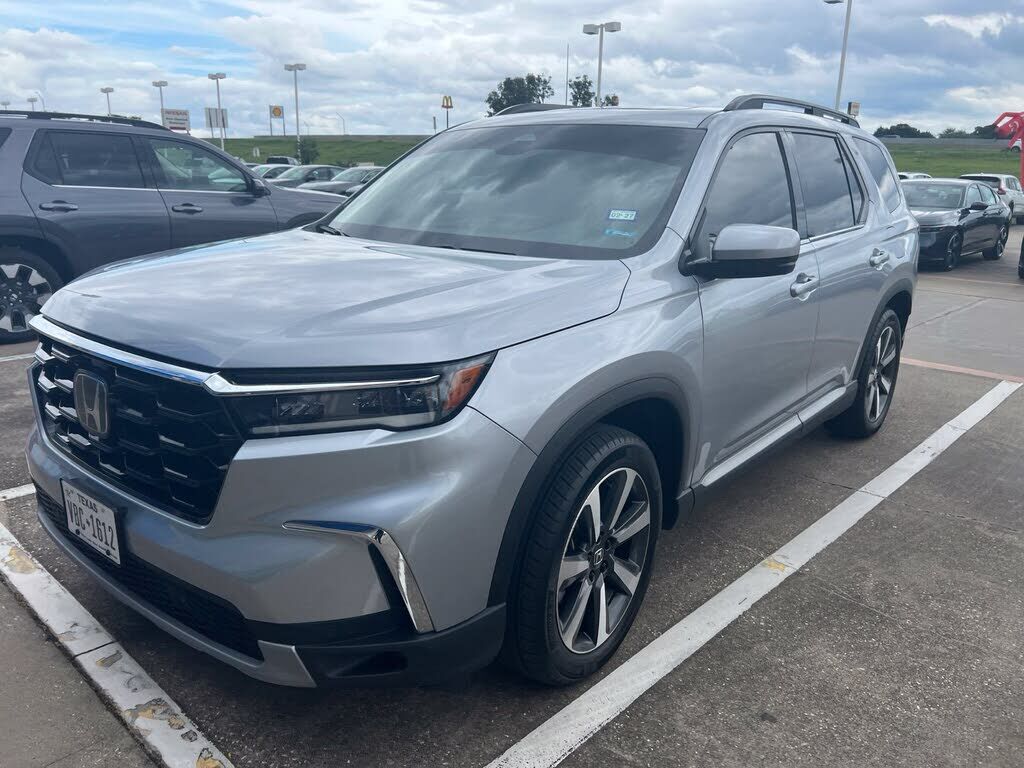 2023 HONDA Pilot