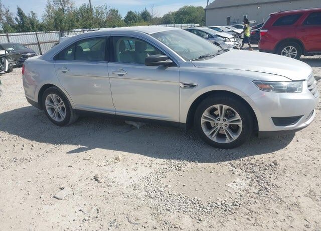 2016 FORD Taurus