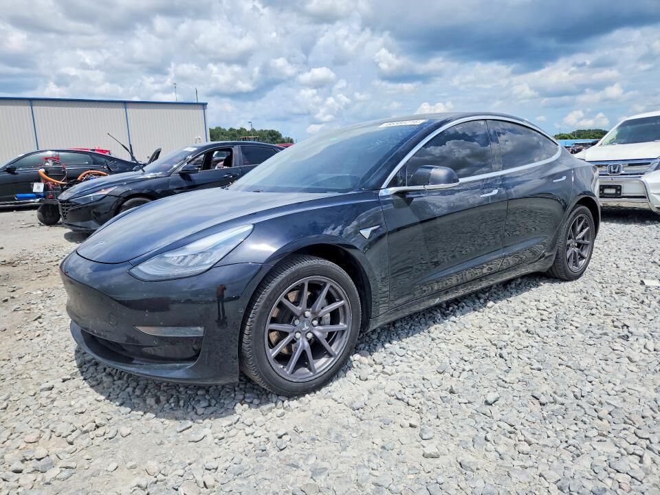 2020 TESLA Model 3