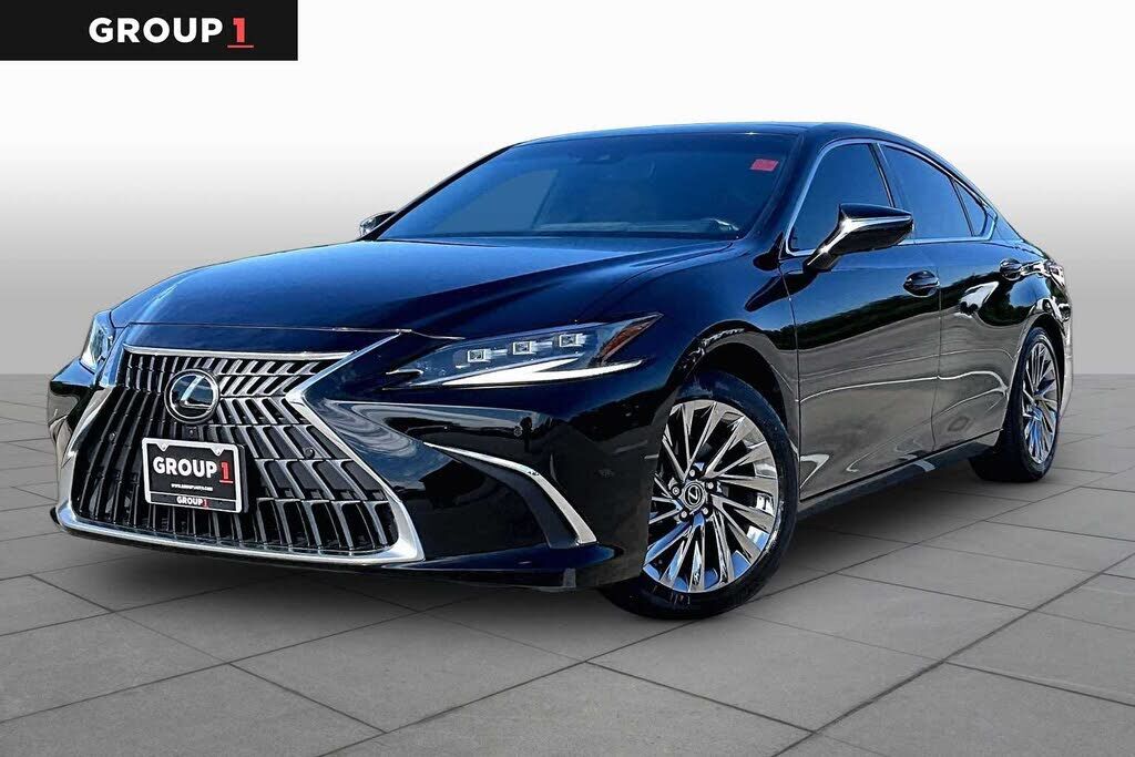2024 LEXUS ES