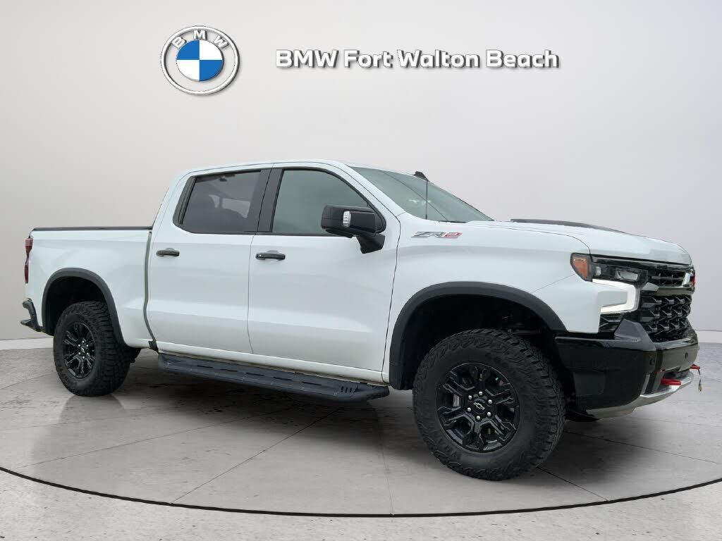 2025 CHEVROLET Silverado