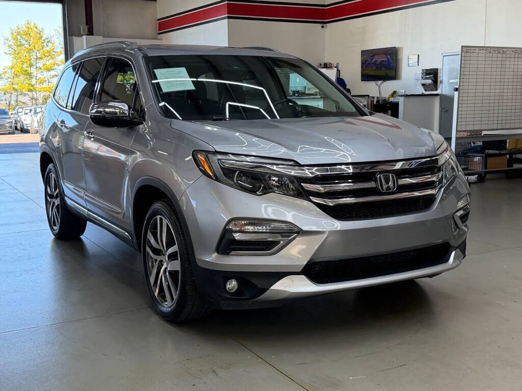 2017 HONDA Pilot