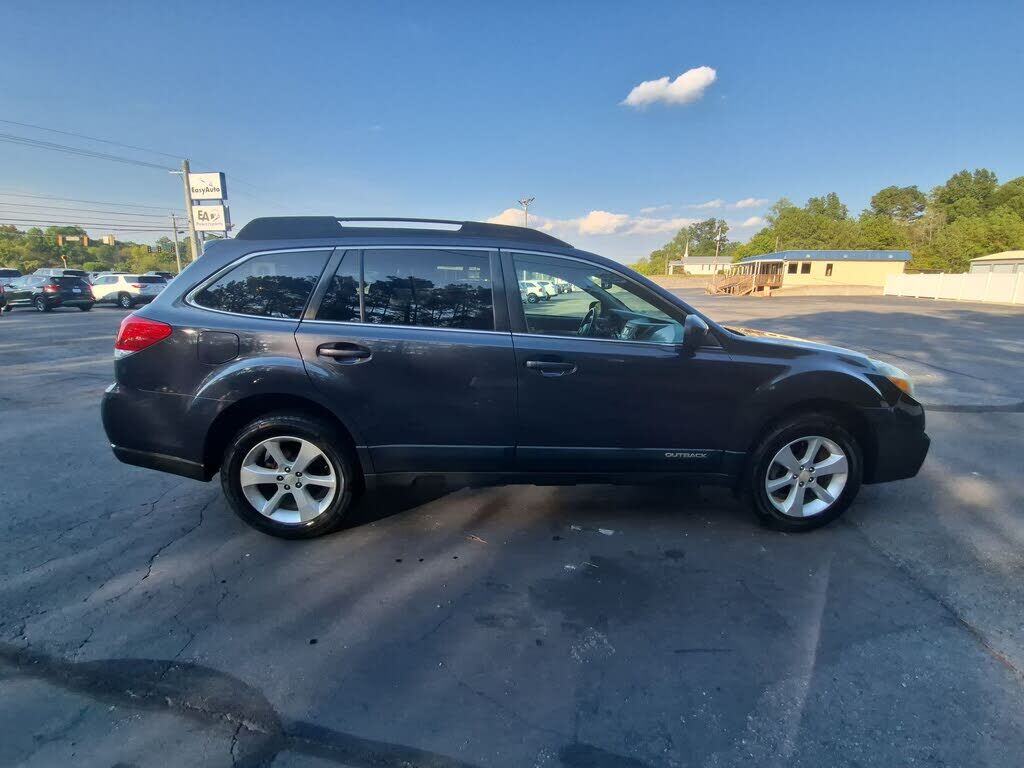 2013 SUBARU Outback
