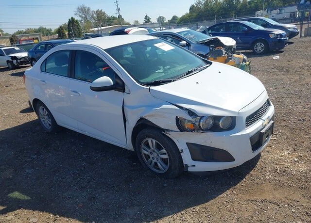 2016 CHEVROLET Sonic