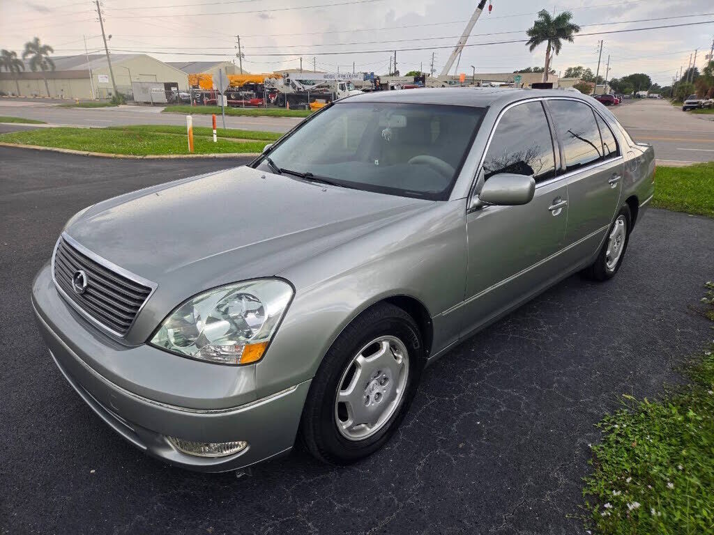 2002 LEXUS LS