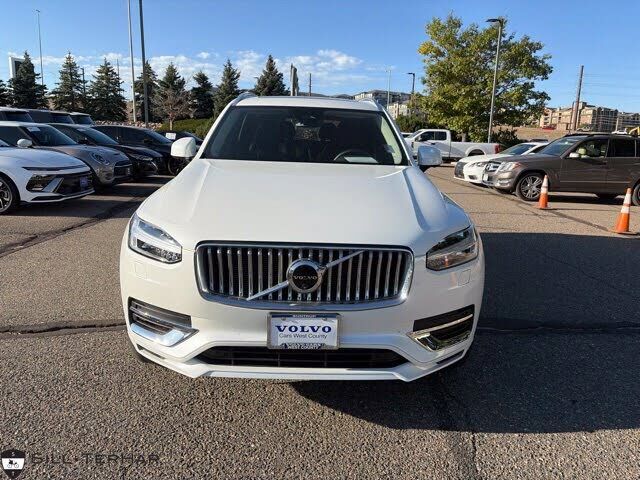 2024 VOLVO XC90