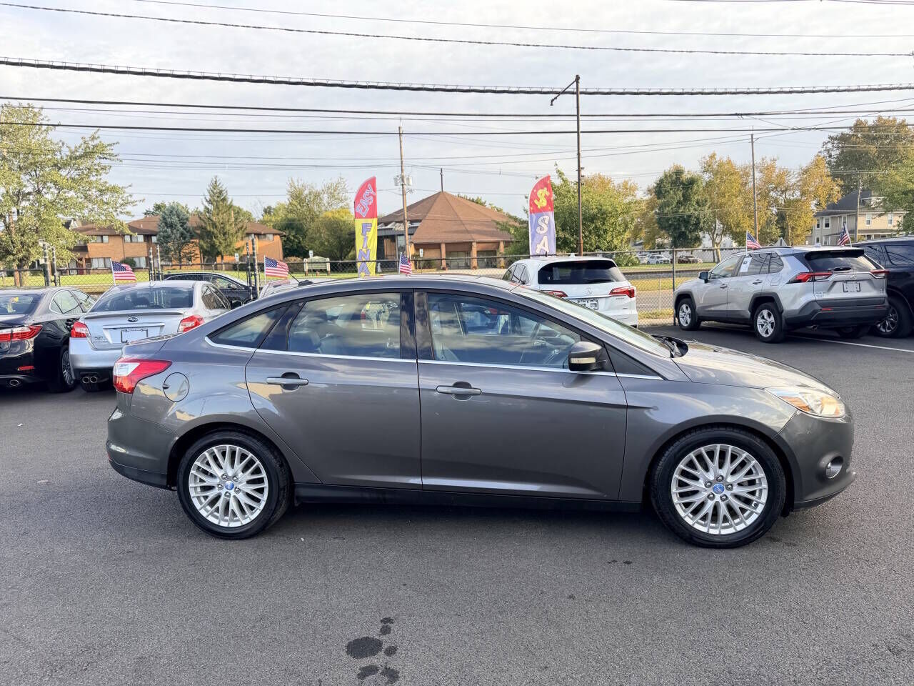2012 FORD Focus