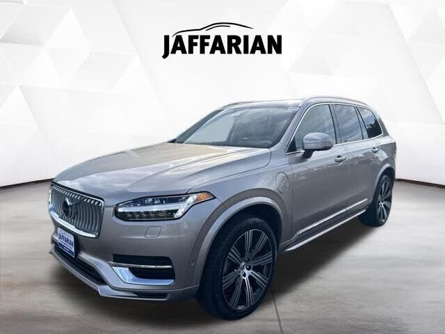 2025 VOLVO XC90