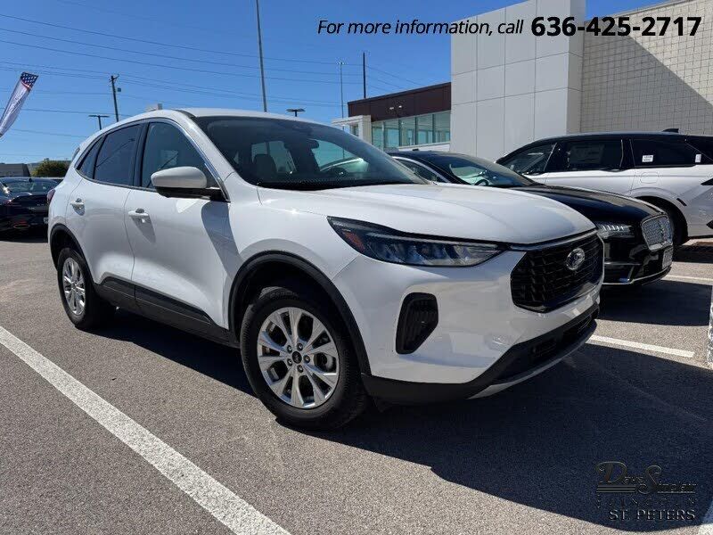 2023 FORD Escape
