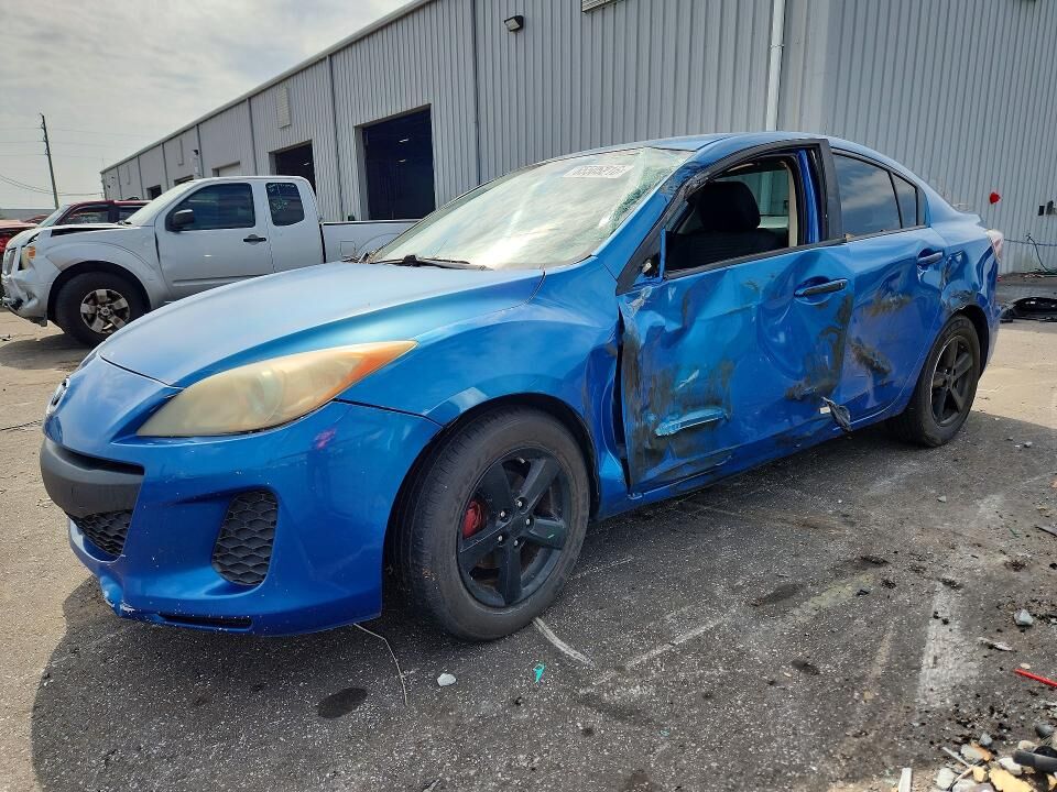 2012 MAZDA Mazda3