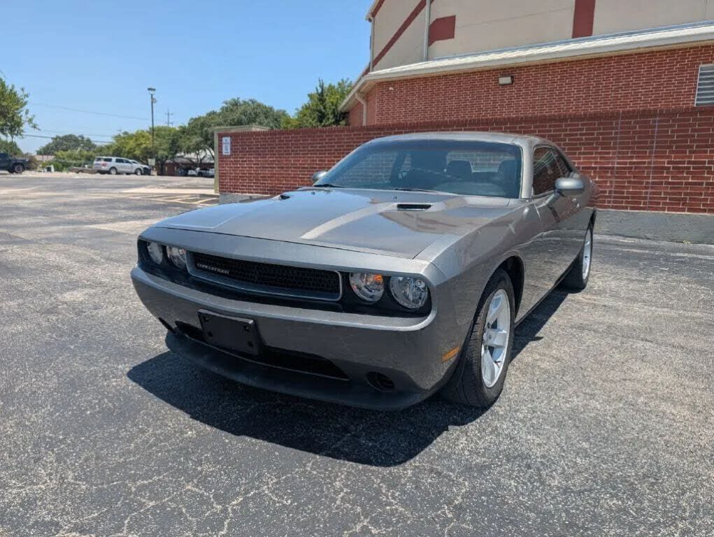 2011 DODGE Challenger