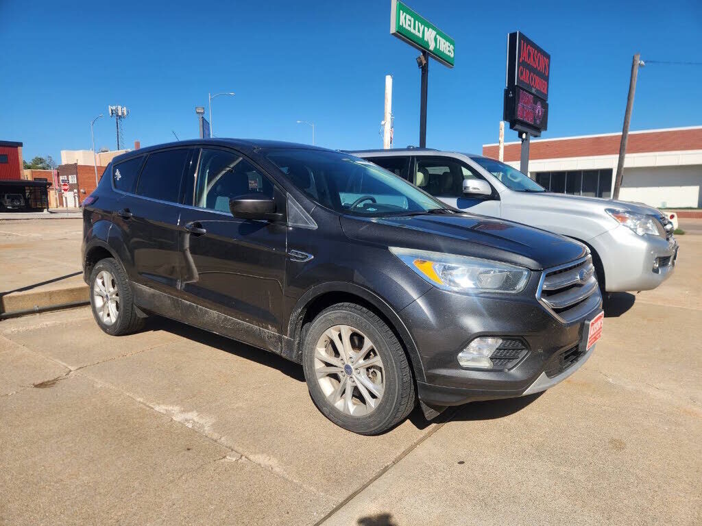 2017 FORD Escape