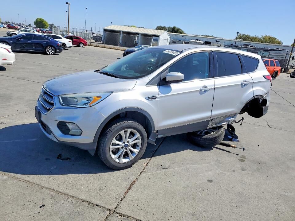 2017 FORD Escape
