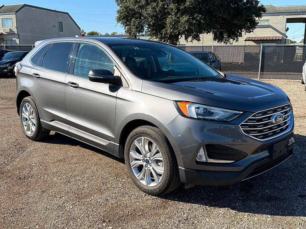 2022 FORD Edge