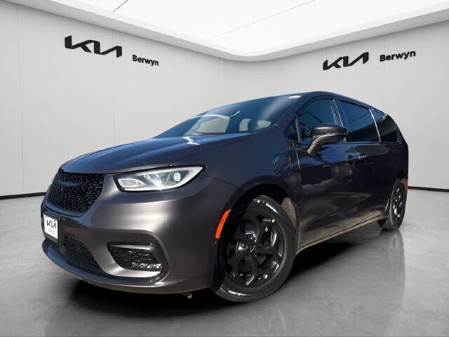 2022 CHRYSLER Pacifica