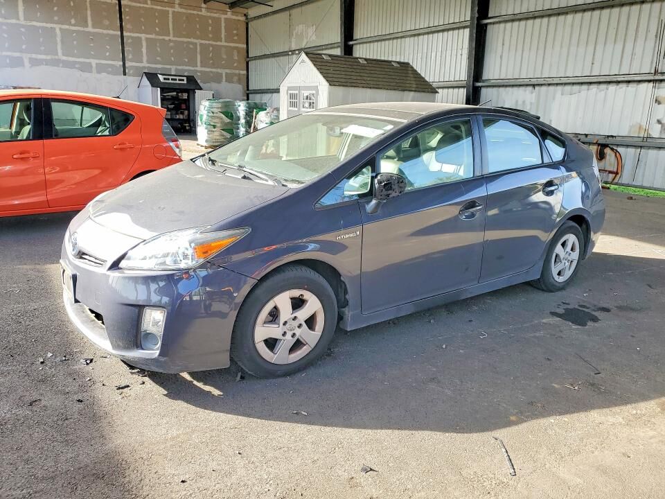 2011 TOYOTA PRIUS