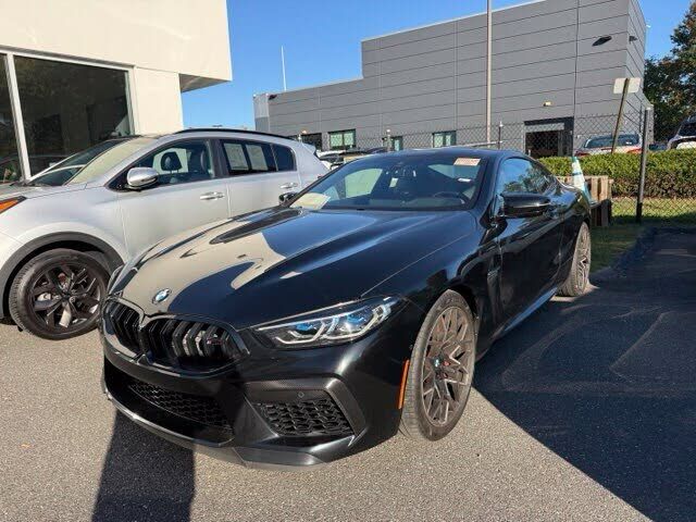2024 BMW M8